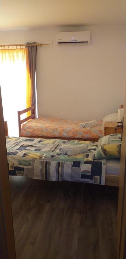 Relax In Crni Kal 2 Apartment Exterior foto